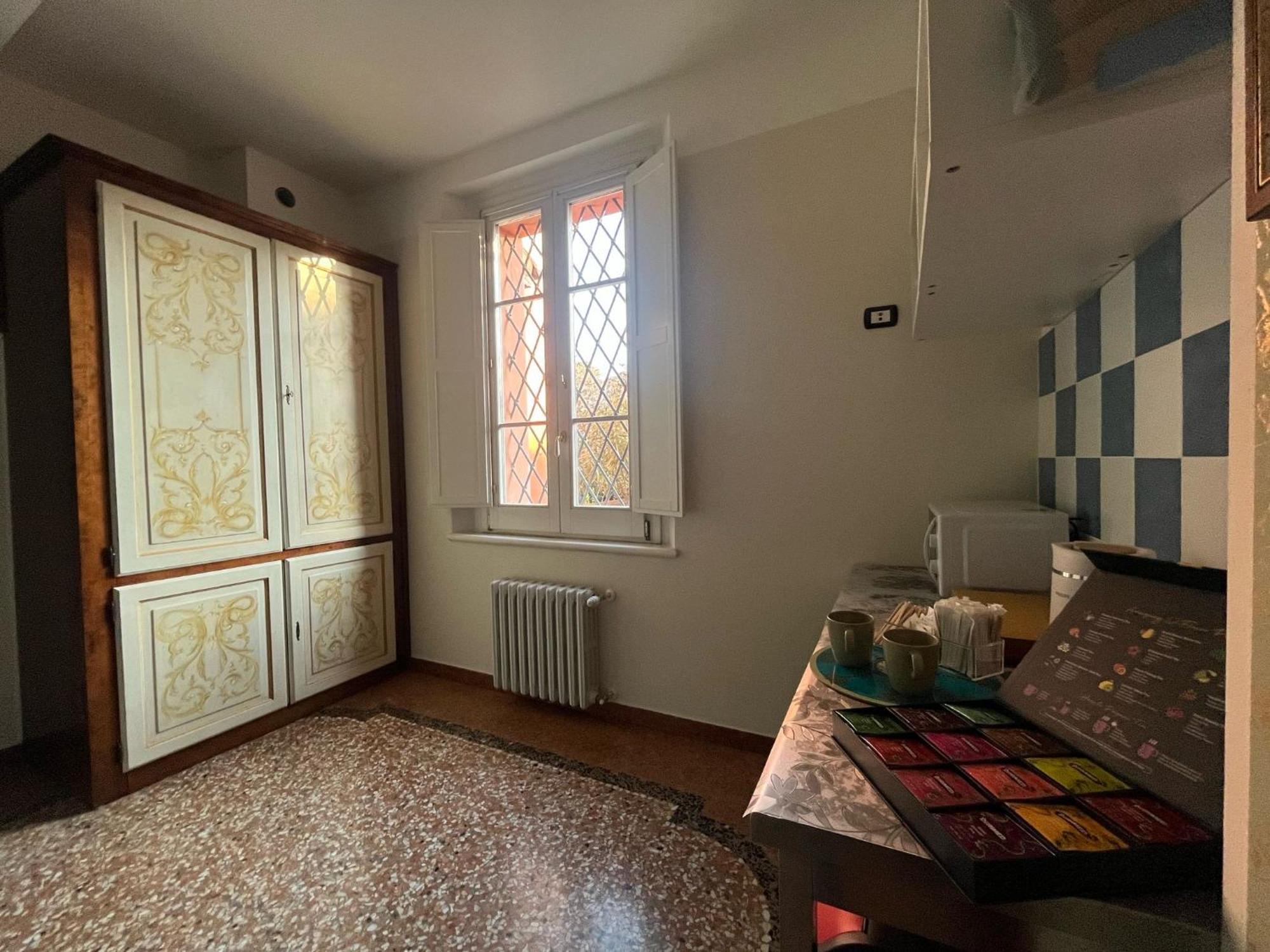 Апартаменты Saragozza Flat & Secret Garden Болонья Экстерьер фото