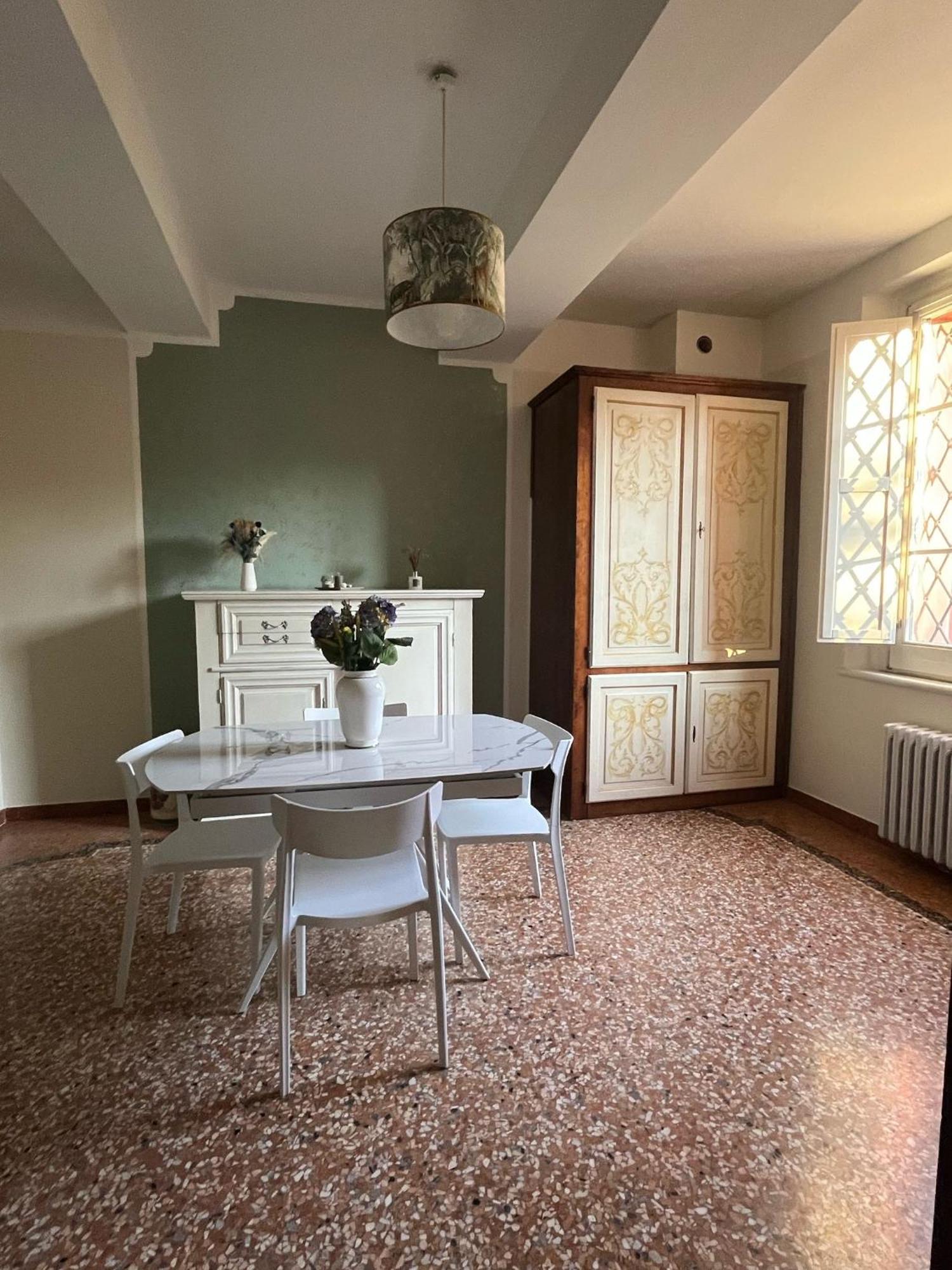 Апартаменты Saragozza Flat & Secret Garden Болонья Экстерьер фото